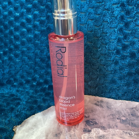 Rodial Dragon’s Blood 5 piece Set - Picture 2 of 11